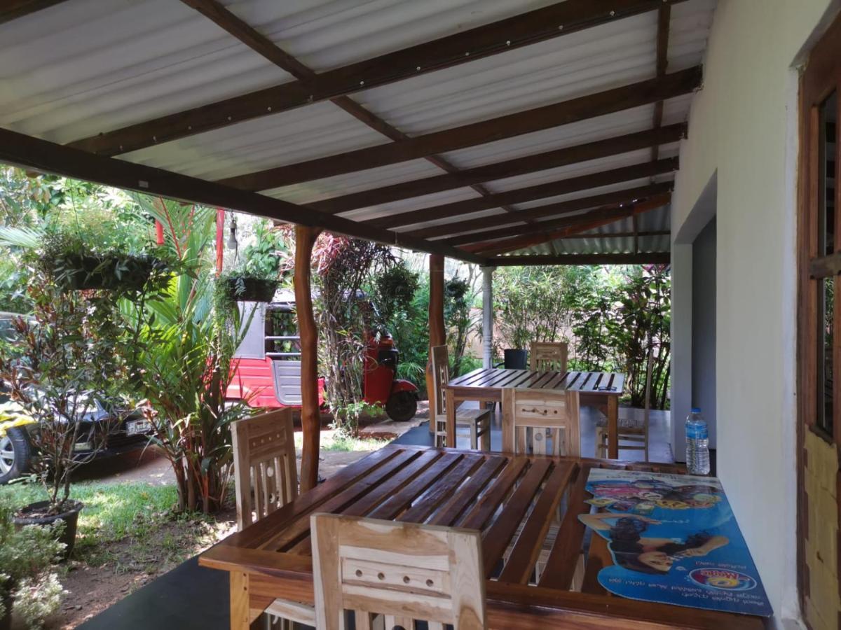 Sigiri Sandilu Homestay Sigiriya Exterior foto